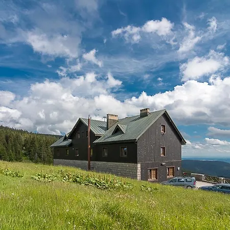 Mala Rennerovka Guest house *